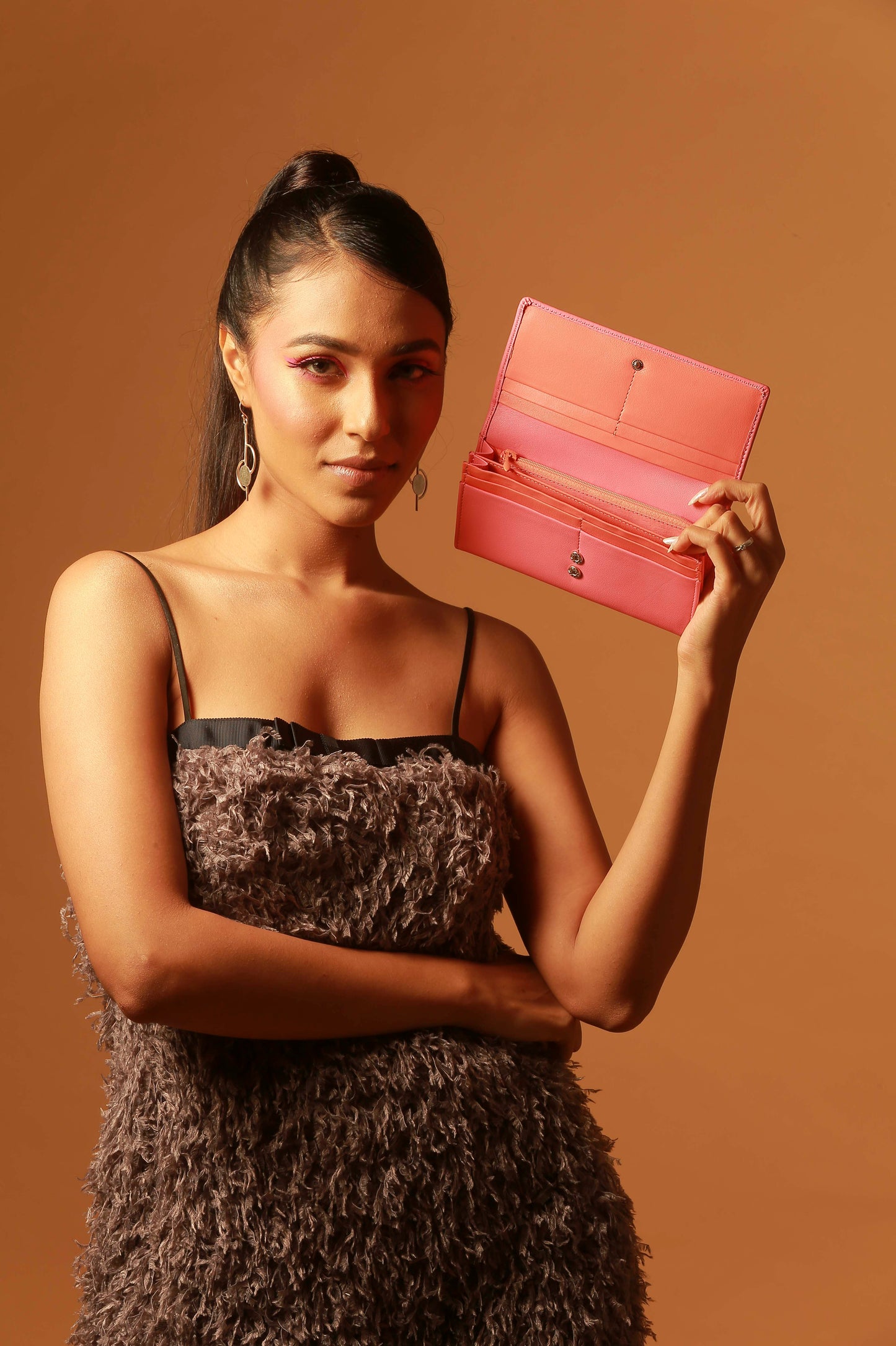 Muse Leather Wallet - Crafted to Colour Your World.